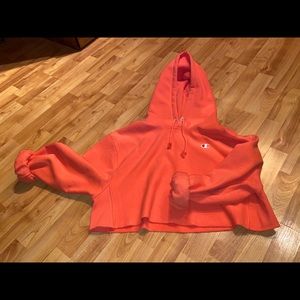 Champion Cropped Sweatshirt